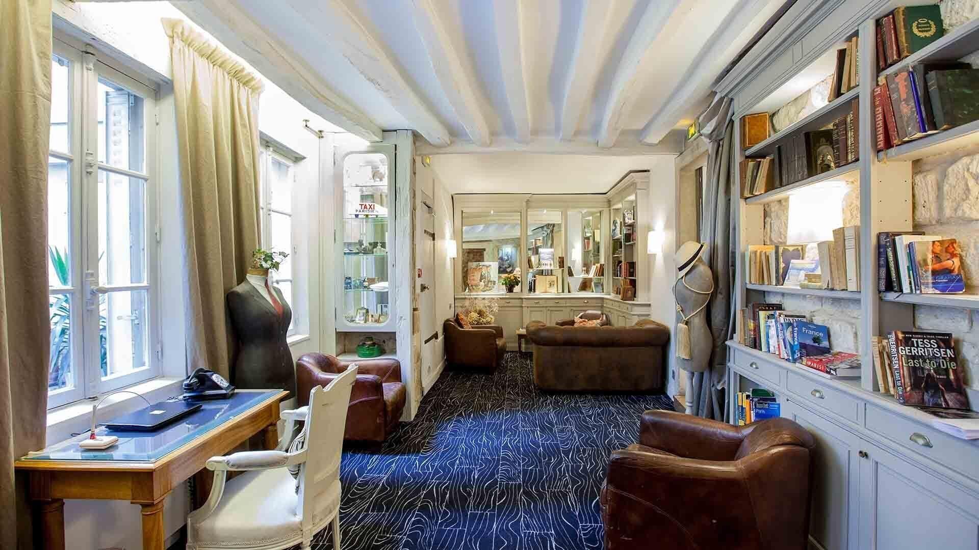 Bonaparte 3* Paris